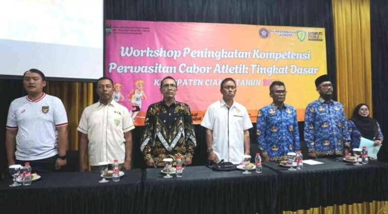 Workshop peningkatan kompetensi perwasitan.