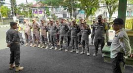 Satpol PP Ciamis tengah melakukan persiapan penertiban.
