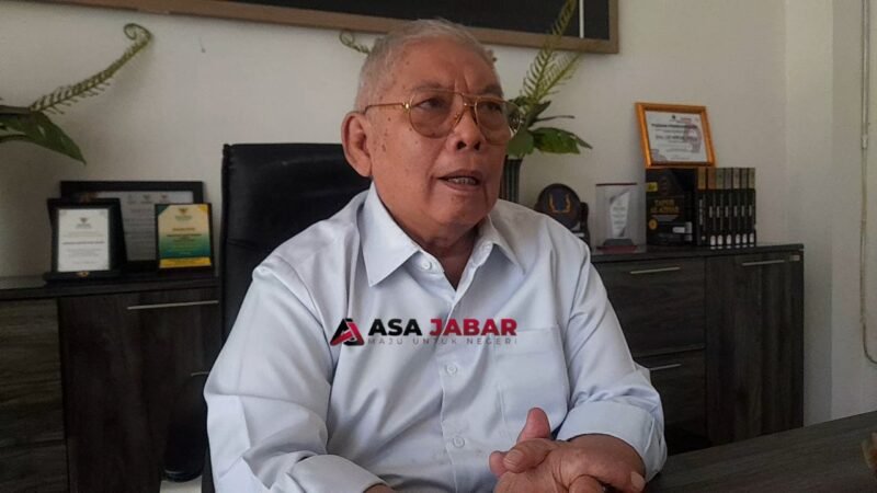 Ketua BAZNAS Kabupaten Ciamis, Drs. H. Lili Miftah.