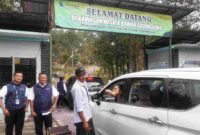 Pintu masuk wisata gunung galunggung.