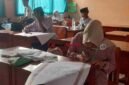 Peserta tengah mengikuti lomba kaligrafi Islam dalam ajang Pentas PAI tingkat SMP se-Kabupaten Ciamis di SMPN 1 Cijeungjing.