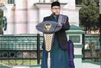 Ustad Kikin Muttaqin, S.Pd., M.Pd tengah mengiai khutbah salat iduladha tingkat Kabupaten Ciamis di Alun-alun.