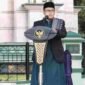 Ustad Kikin Muttaqin, S.Pd., M.Pd tengah mengiai khutbah salat iduladha tingkat Kabupaten Ciamis di Alun-alun.
