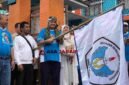 Plh Wali Kota Tasikmalaya, Dicky Candra melepas peserta gerak jalan sehat SMPN 1.