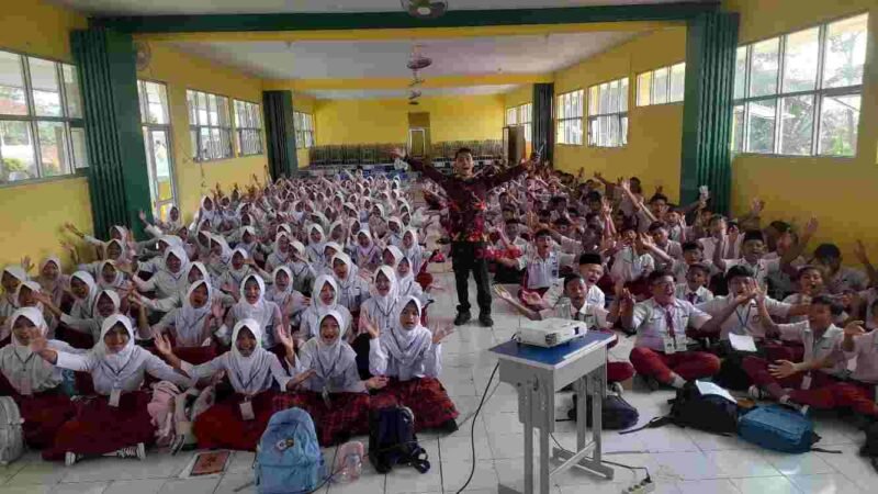 Masa Taaruf Murid Madrasah (MATAMUDA) di MTsN 1 Ciamis dikemas secara aman, nyaman dan menyenangkan bagi peserta didik baru.