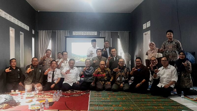 Focus Group Discussion (FGD) bertajuk Potensi, Tantangan, Peluang, dan Hambatan Pengembangan Gunung Sawal.
