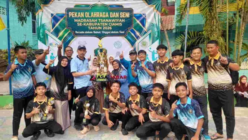 Kontingen KKMTs 1 Ciamis raih Juara Umum di Porseni MTs Tingkat Kabupaten Ciamis.