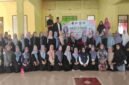 Momen hangat foto bersama dalam acara Seminar Parenting 