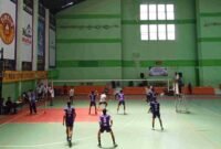 Kontingen Ciamis dari cabang lomba bola voli sedang bertanding d Gor Sukapura Kota Tasikmalaya.