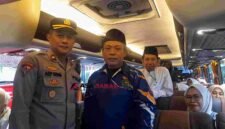 Kepala Kantor Kemenag, H. Asep Lukman Hakim (Kanan).