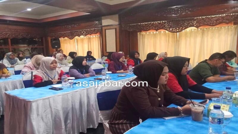 Pelatihan pelaku usaha industri tembakau.