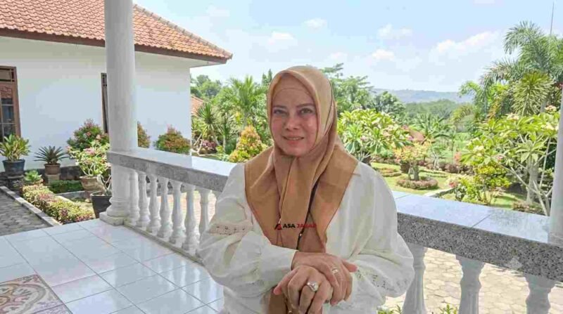 Anggota DPRD Provinsi Jawa Barat, Hj. Tina Wiryawati, S.H., M.M.