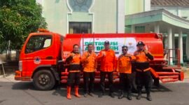 BAZNAS Ciamis salurkan air bersih bekerjasama dengan PDAM Ciamis.