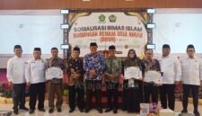 Peluncuran Logo 1 Abad Ponpes Darussalam Ciamis dirangkaikan dengan Bimbingan Remaja Usia Nikah.